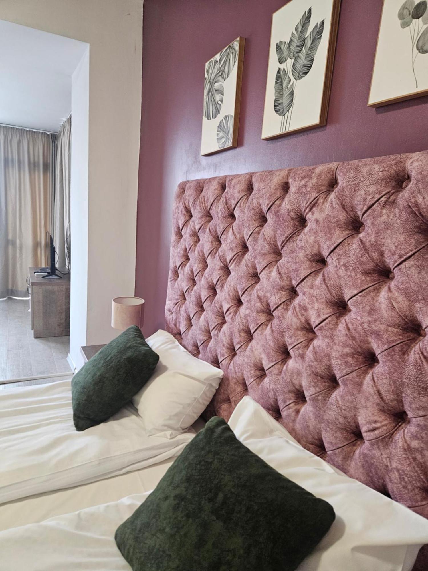 Priyateli - Friends Hotel เวลีคอเทอร์โนโว ห้อง รูปภาพ